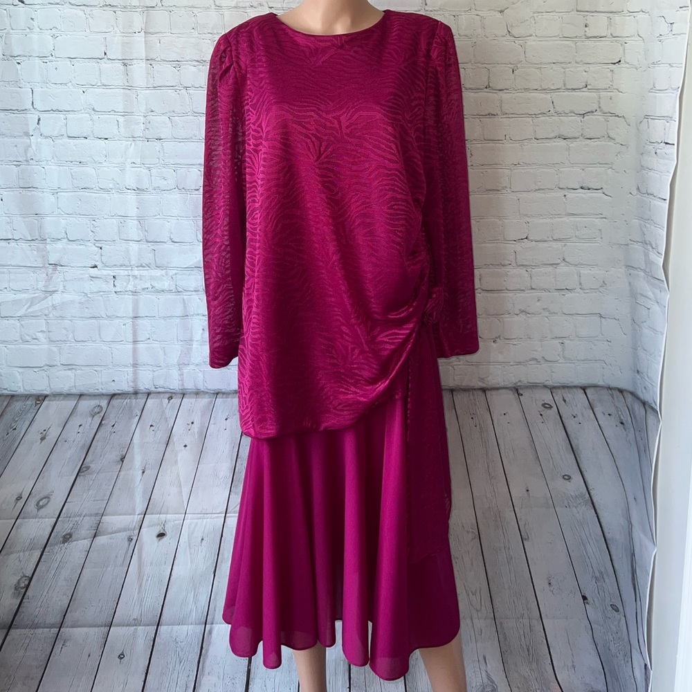Risa Ann Dark Pink Shoulder Padded long sleeve dress size L